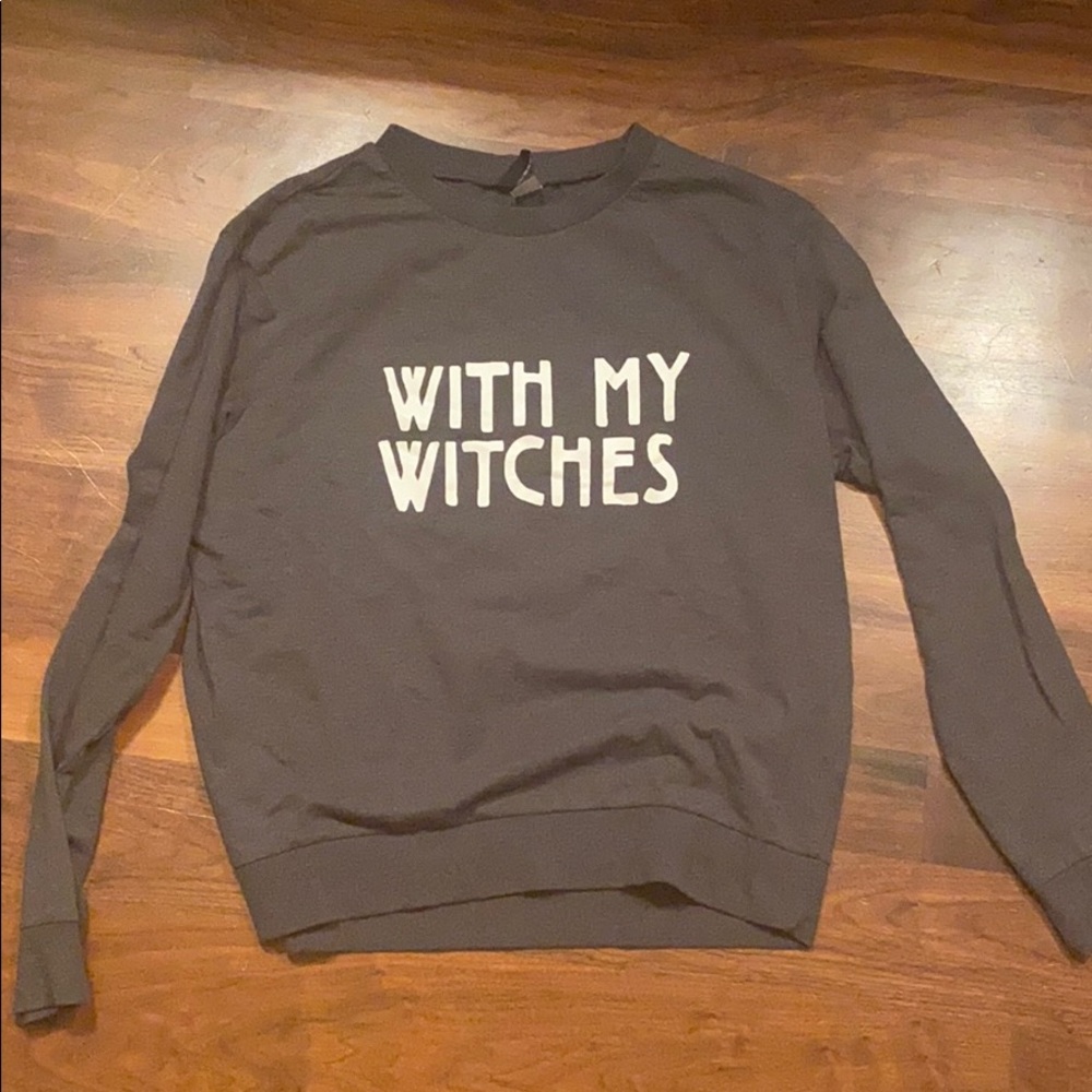 Thin sweatshirt